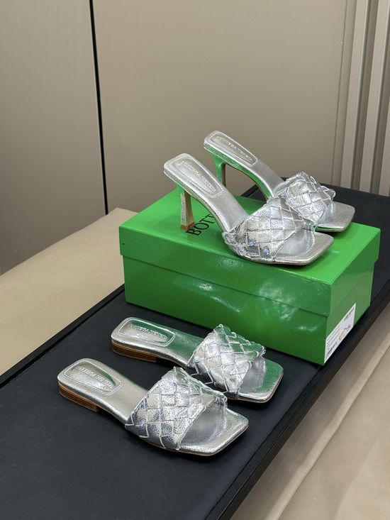 Bottega Veneta Woven Leather Comfort Casual Flat Mule Slides
