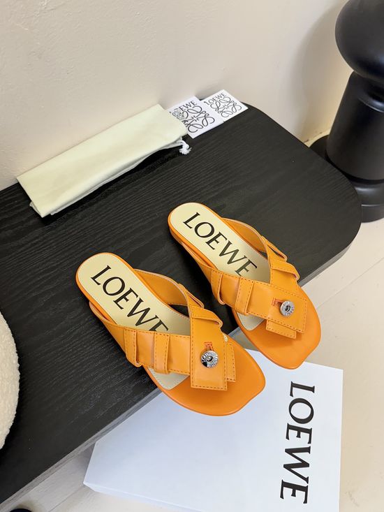 Loewe Genuine Leather Soft Comfortable Flip Flop Slides