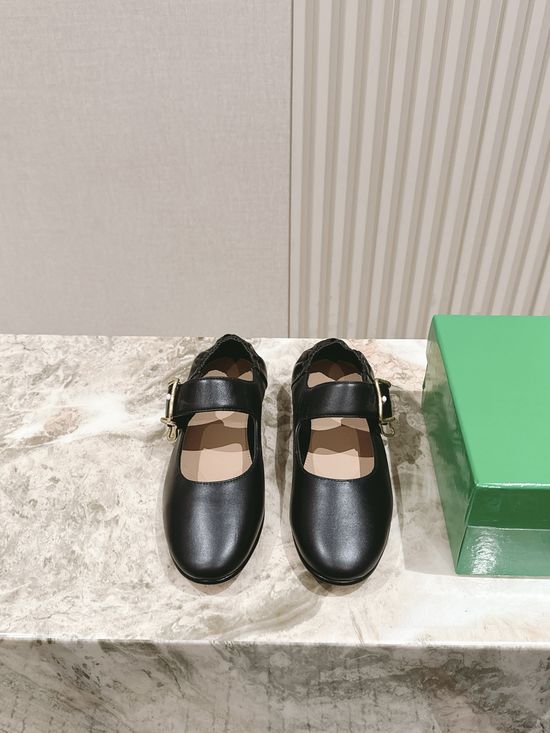 Bottega Veneta Genuine Leather Woven Round Toe Casual Work Flats
