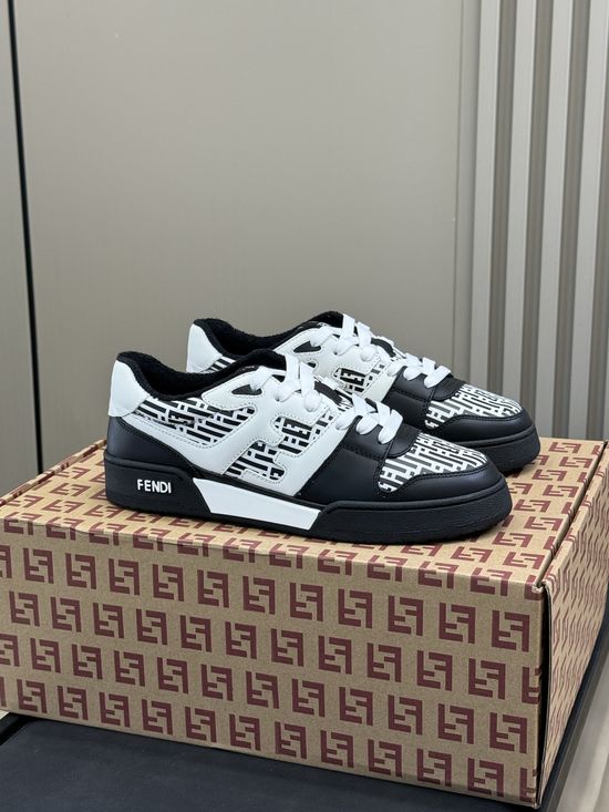 Fendi Classic Hook-and-loop Fastener Casual Comfortable Shoes