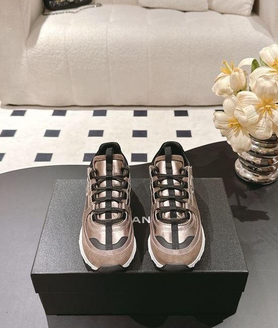 Chanel Cowhide Platform Casual Sneakers Comfortable Versatile Footwear
