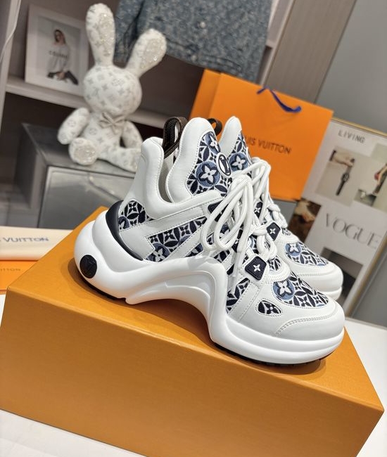 Louis Vuitton LV Comfortable Arch Support Leather Casual Sneakers