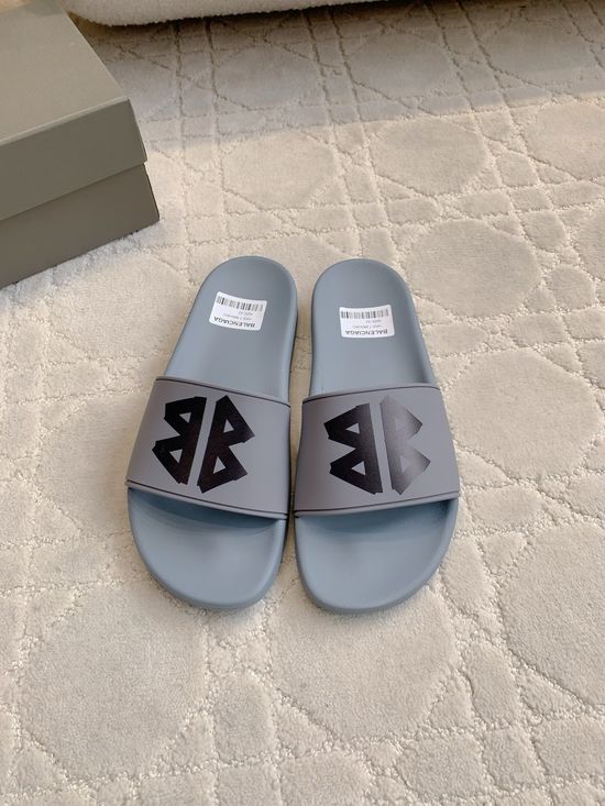 Balenciaga Casual Comfort Lightweight Beach Slide Sandals