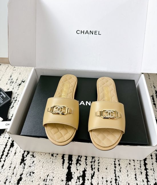 Chanel Premium Leather Slides With Logo Decor Soft Comfortable