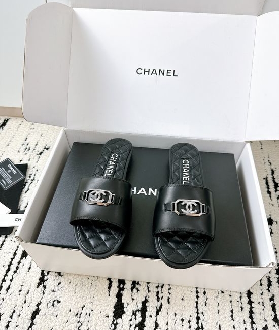 Chanel Premium Leather Slides With Logo Decor Soft Comfortable