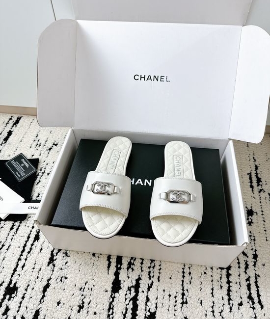 Chanel Premium Leather Slides With Logo Decor Soft Comfortable