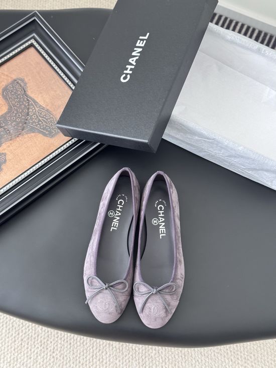 Chanel Classic Round Toe Low Heel Ballet Flats with Leather Sole