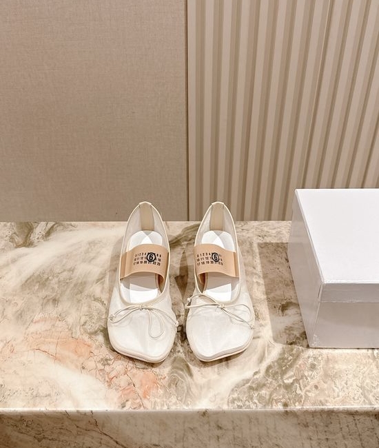 Maison Margiela Mesh Elastic Strap Low Heel Flat Shoes Leather Sole