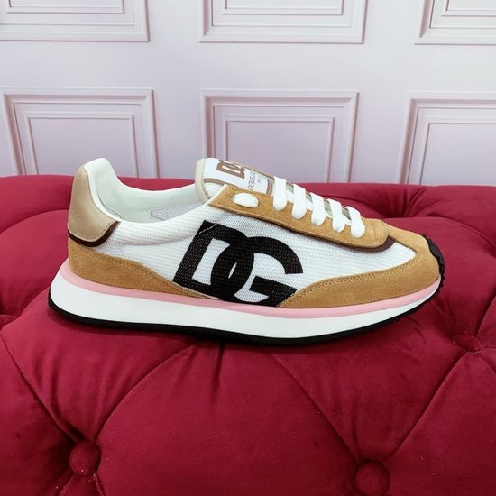 Dolce & Gabbana Exquisite 3D Embellished Luxury Leather Shoes