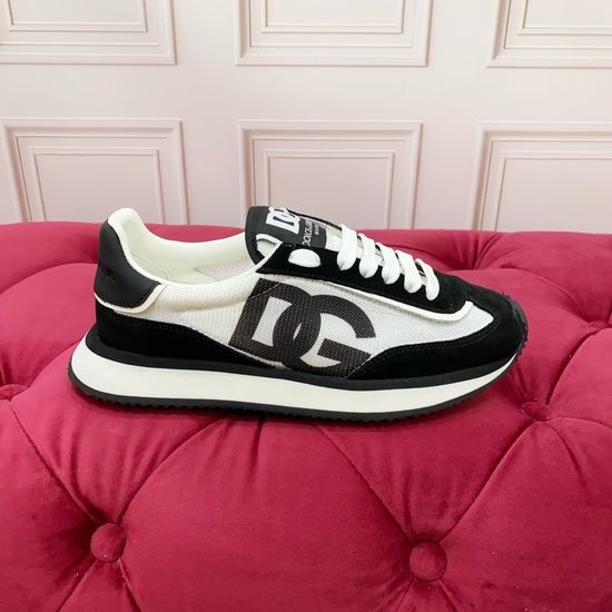 Dolce & Gabbana Exquisite 3D Embellished Luxury Leather Shoes