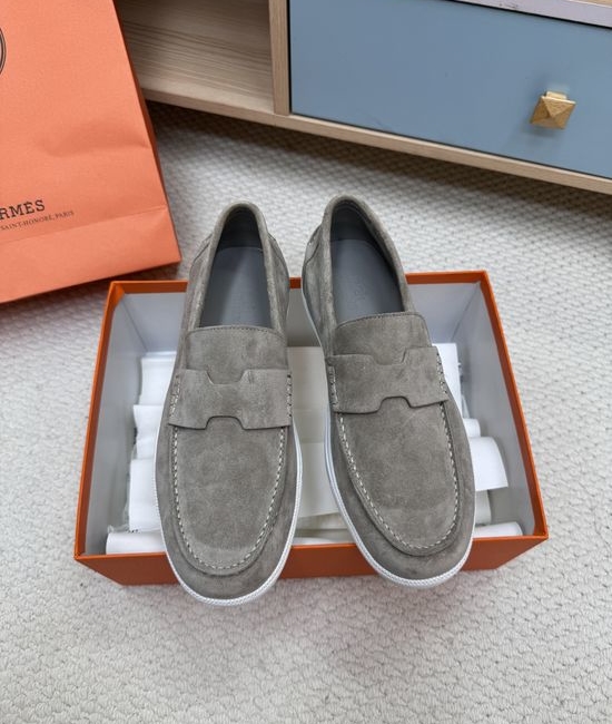 Hermes Lightweight Classic Versatile Comfortable Casual Footwear