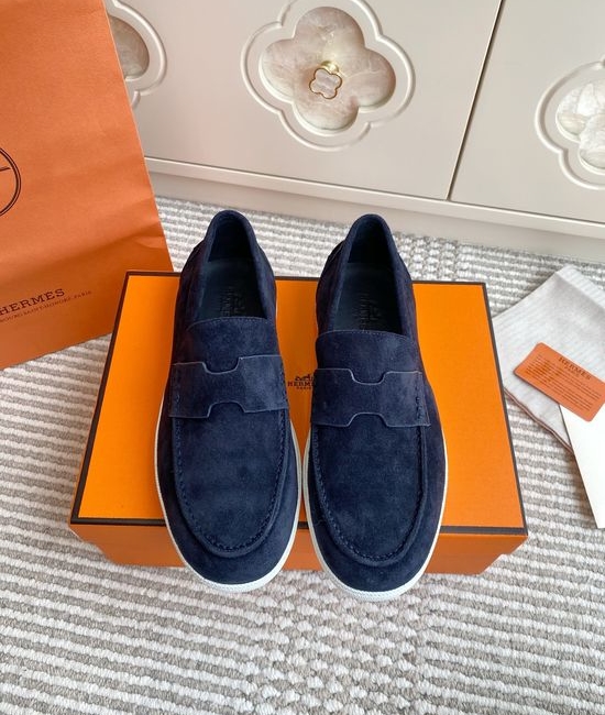 Hermes Casual Comfort Loafers With Classic Upper Design