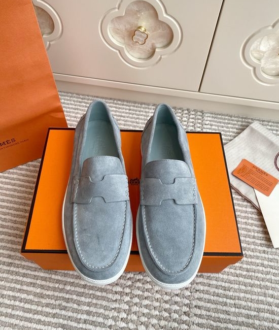 Hermes Casual Comfort Loafers With Classic Upper Design