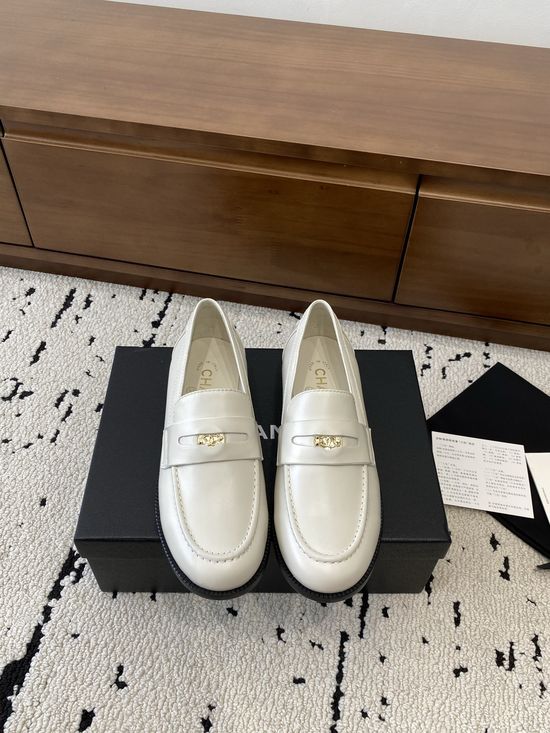 Chanel Vintage Style Leather Loafers With Cowhide Outsole