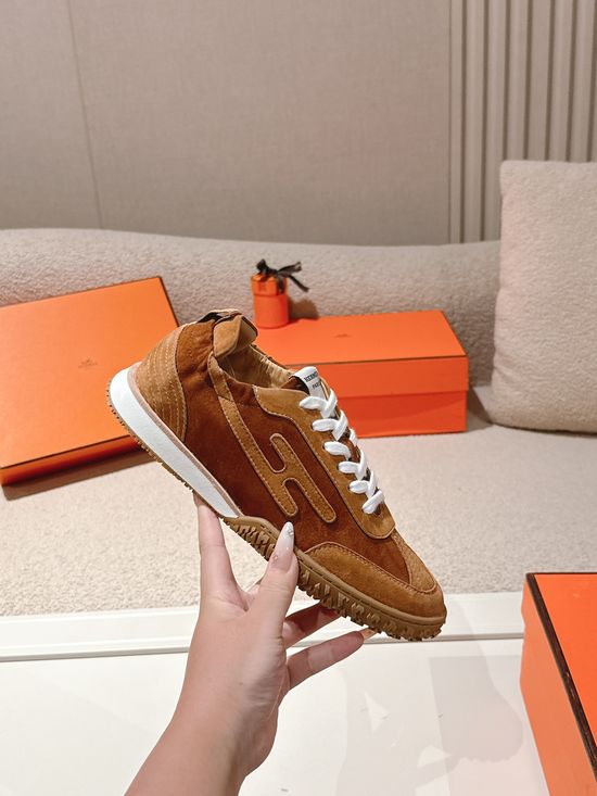 Hermes Luxury Suede Leather Casual Sneakers Contrast Details Soft Lining