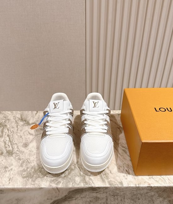 Louis Vuitton LV Premium Stitched Upper Comfortable Non-slip Casual Sneakers