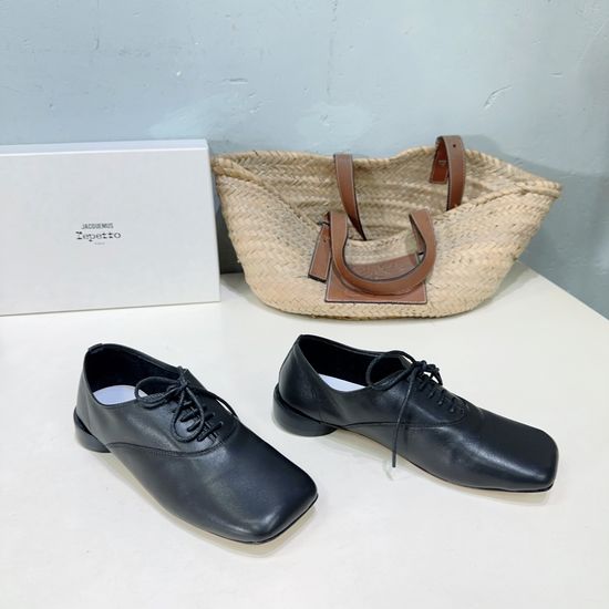 Jacquemus Minimalist Square Toe Lace-up Leather Dress Shoes
