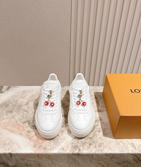 Louis Vuitton LV Thick-soled Casual Sneakers with Grid Texture Design