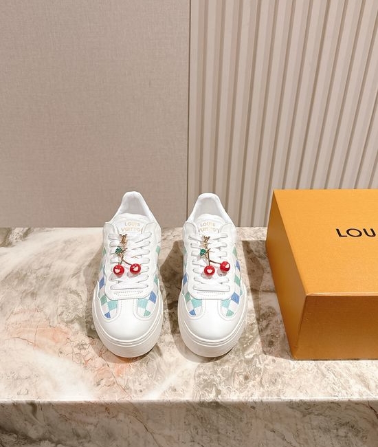Louis Vuitton LV Thick-soled Casual Sneakers with Grid Texture Design