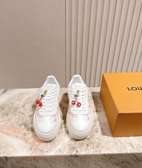 Louis Vuitton LV Thick-soled Casual Sneakers with Grid Texture Design