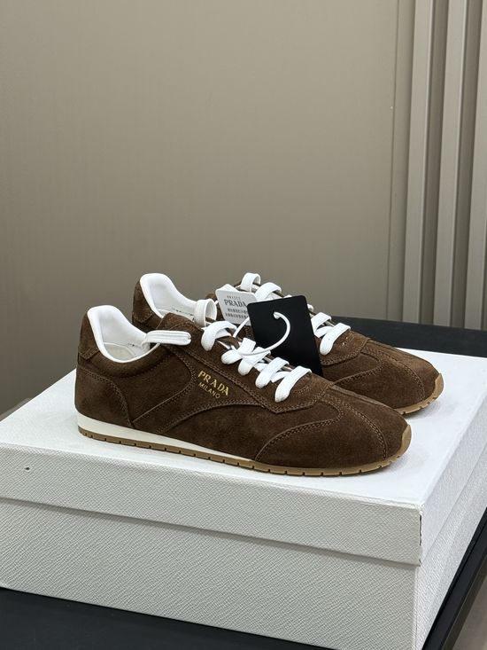 Prada Vintage Suede Casual Shoes Sheepskin Lining Lightweight