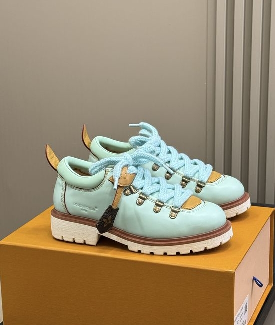 Louis Vuitton LV Calfskin Leather Lace-up Dress Shoes