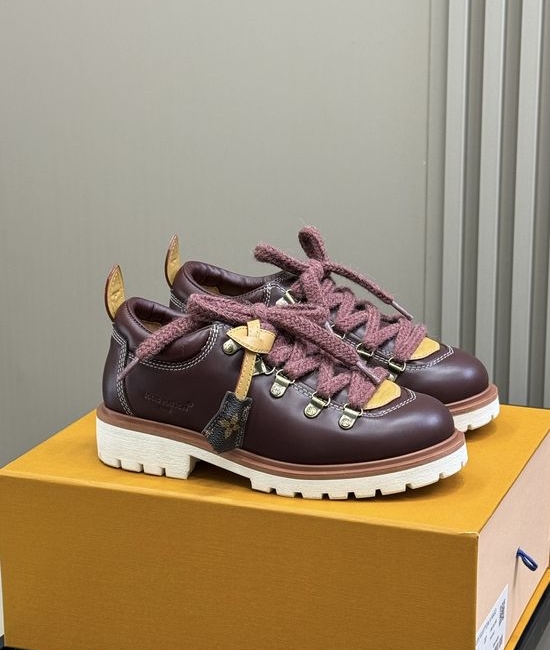 Louis Vuitton LV Calfskin Leather Lace-up Dress Shoes