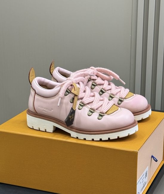 Louis Vuitton LV Calfskin Leather Lace-up Dress Shoes
