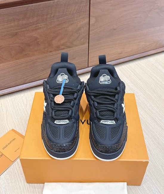 Louis Vuitton LV Vintage Styled Denim Patchwork Comfortable Casual Sneakers