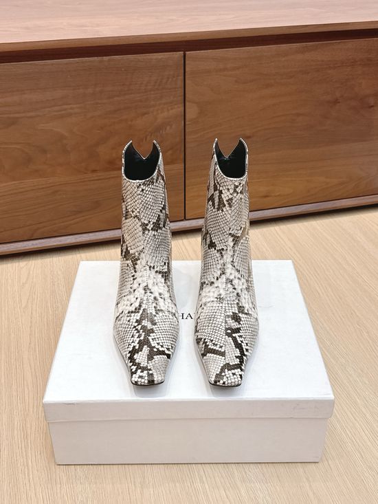 Khaite Square Toe Flat Side Zip Short Ankle Boots