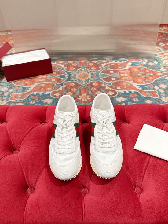 Gucci Classic Stitched Casual Sneakers Comfortable Stylish Daily Footwear