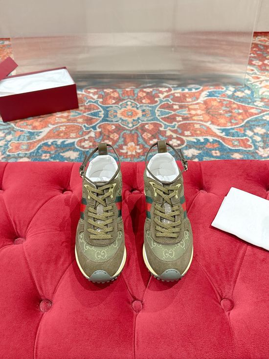 Gucci Classic Stitched Casual Sneakers Comfortable Stylish Daily Footwear