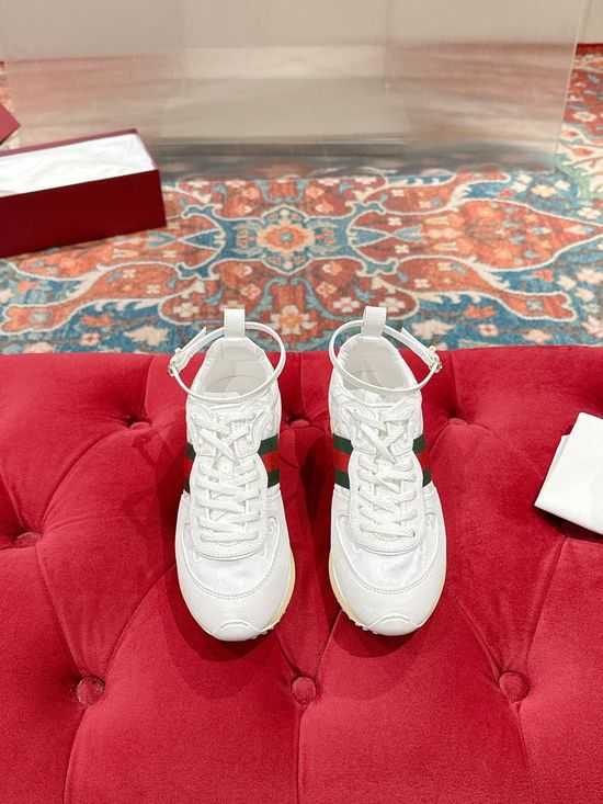 Gucci Classic Stitched Casual Sneakers Comfortable Stylish Daily Footwear