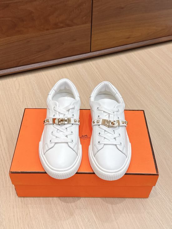 Hermes Calfskin Suede Casual Loafer Shoes Classic Embellished Design