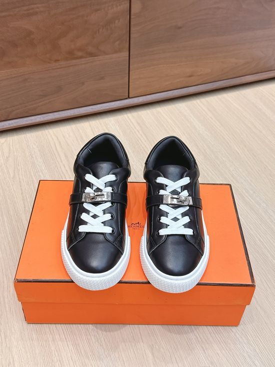 Hermes Calfskin Suede Casual Loafer Shoes Classic Embellished Design