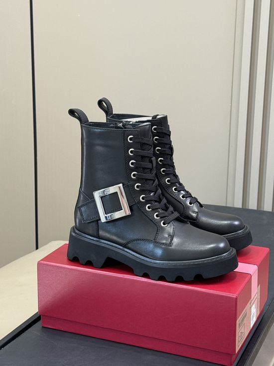 Roger Viver Square Buckle Ankle Boots Soft Leather Comfortable Height Boost