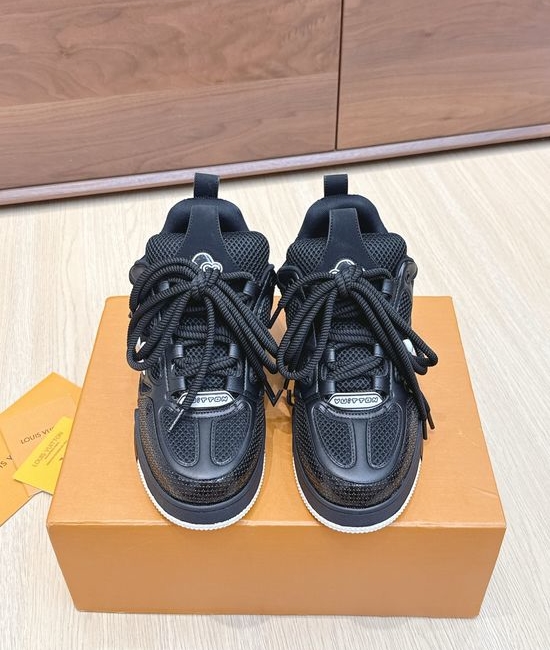 Louis Vuitton LV Minimalist Comfortable Lightweight Fashion Casual Sports Sneakers