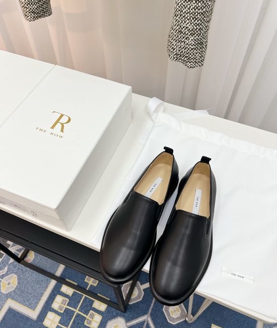 The Row Minimalist Leather Slip On Loafer Daily Comfort Shoes