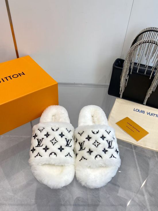 Louis Vuitton Monogram Wool Slippers Plush Lining Non-slip Cozy Indoor Footwear