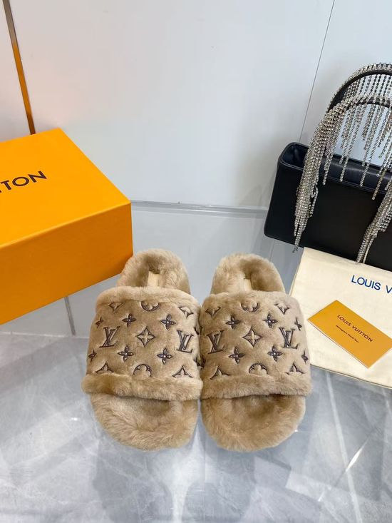 Louis Vuitton Monogram Wool Slippers Plush Lining Non-slip Cozy Indoor Footwear