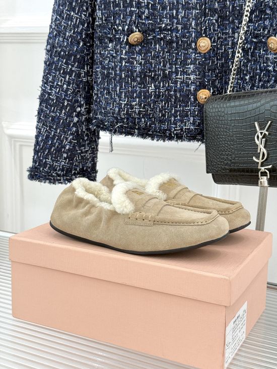 Miu Miu Furry Leather Loafers Warm Soft Daily Comfortable Casual Shoes