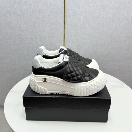 Chanel Embroidered Casual Versatile Comfortable Athletic Sneakers
