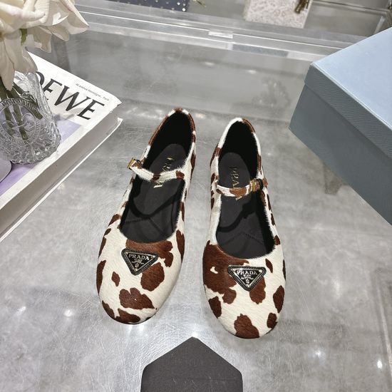 Prada Soft Flat Mary Jane Shoes Comfortable for Daily Commute