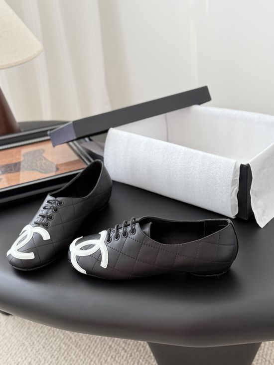 Chanel Vintage Leather Low Heel Comfortable Flat Shoes