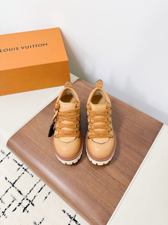 Louis Vuitton Calfskin Platform Lace-up Casual Shoes with Thick Rubber Sole