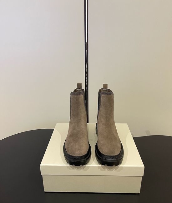Brunello Cucinelli Elastic Chelsea Ankle Boots With Chain Decor