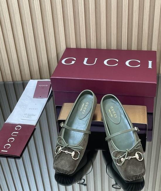 Gucci Embossed Fabric Square Toe Mule Slippers Leather Lining