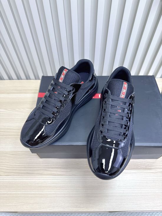 Prada Leather Square Toe Comfortable Non-slip Casual Fashion Sneakers
