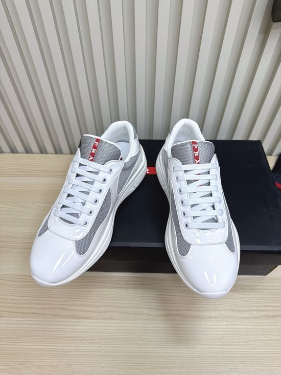 Prada Leather Square Toe Comfortable Non-slip Casual Fashion Sneakers