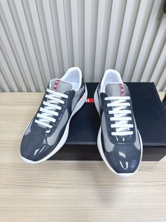 Prada Leather Square Toe Comfortable Non-slip Casual Fashion Sneakers